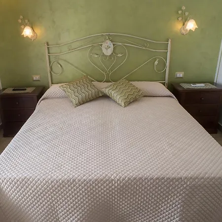 Corte Dell' Immacolata 3* Taviano (Lecce)