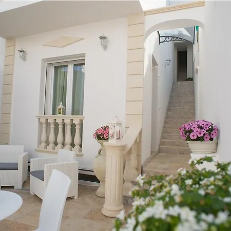 Corte Dell' Immacolata Oda ve Kahvaltı Taviano (Lecce)