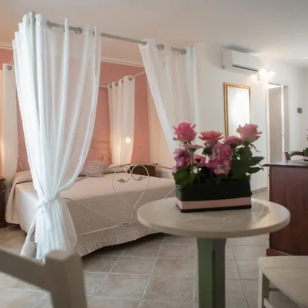 ベッド・アンド・ブレックファスト Corte Dell' Immacolata タヴィアーノ