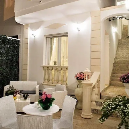 Corte Dell' Immacolata 3* タヴィアーノ